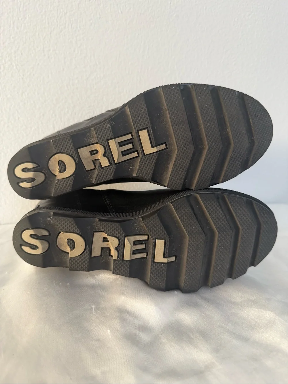 Sorel Black Leather Wedge Ankle Boot with Side Zip Detail